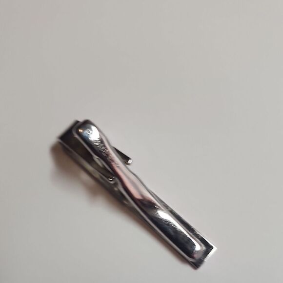 Elegant Pioneer Vintage Silver Tie Bar Clip Textured Design - Picture 3 of 4